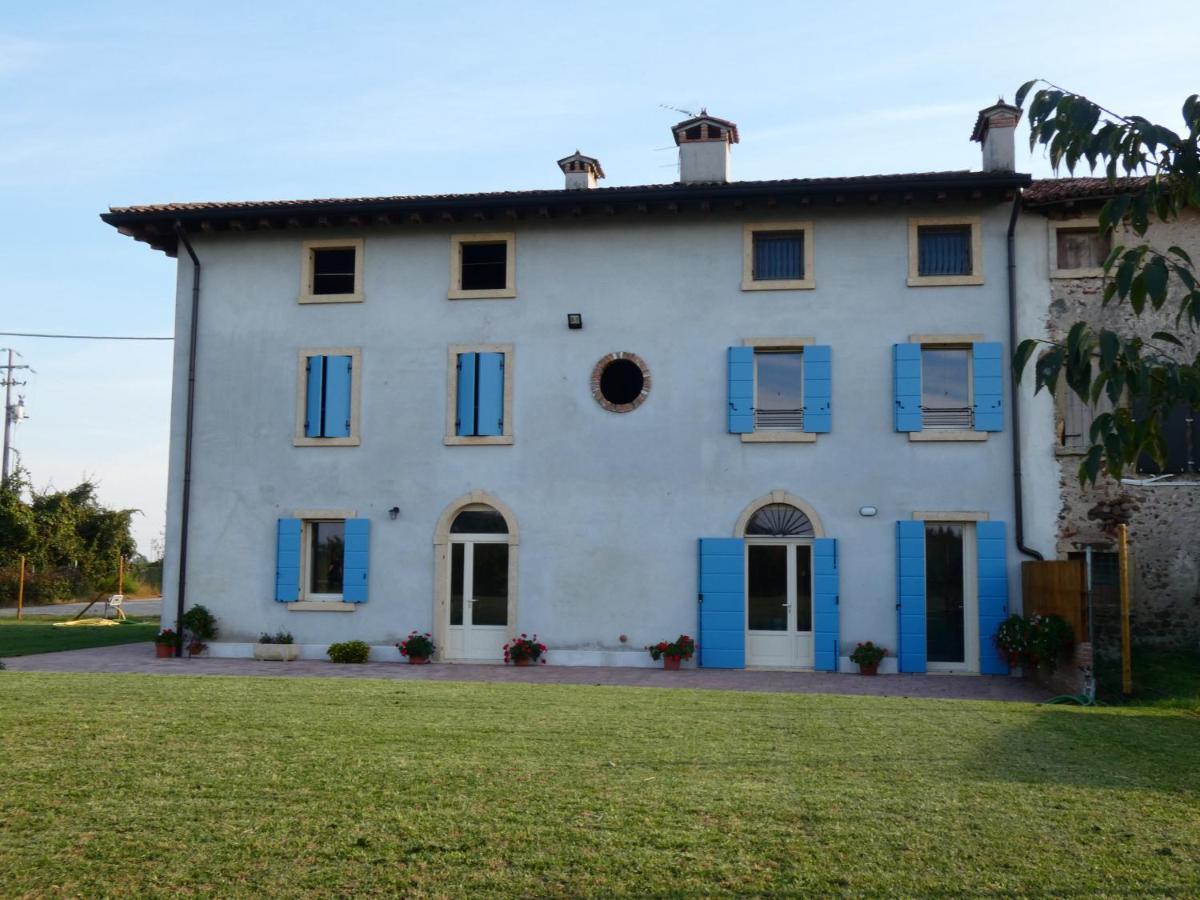 Agriturismo Il Fontanile Villa Valeggio sul Mincio Luaran gambar