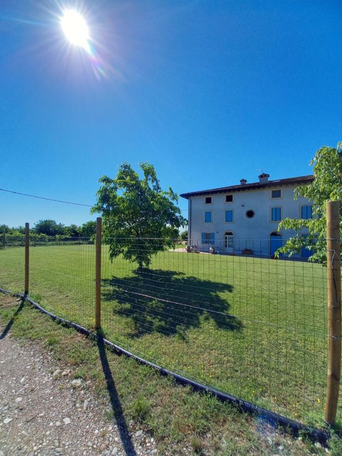 Agriturismo Il Fontanile Villa Valeggio sul Mincio Luaran gambar